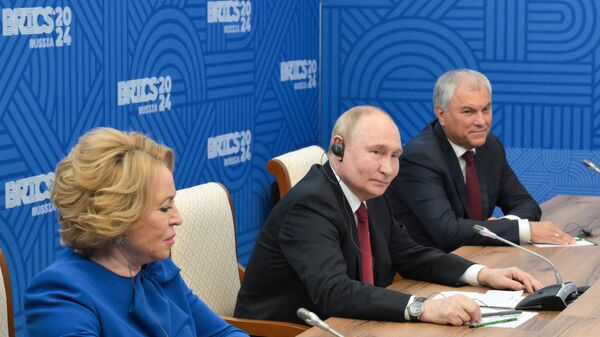 普京：俄方与习近平达成协议均在稳步实施