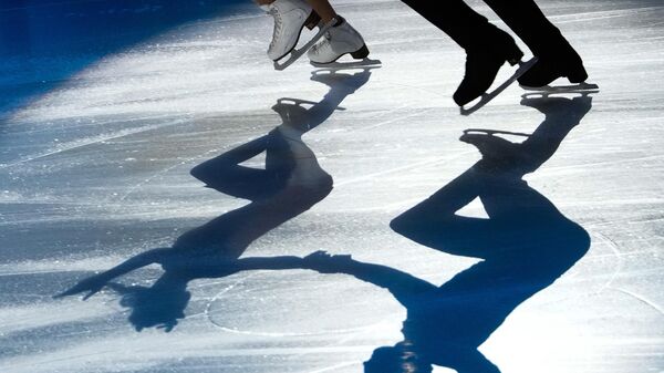 俄中两家花样滑冰俱乐部签署战略合作协议