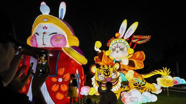 莫斯科大学亚非学院院长：俄罗斯人对中秋节的兴趣逐渐增加 - 俄罗斯卫星通讯社