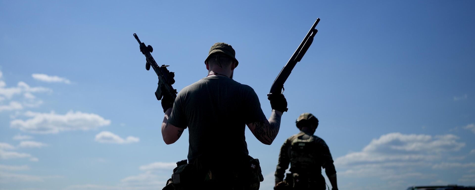 欧盟高级代表：自2022年2月以来 欧盟已向乌克兰提供超1870亿欧元 - 俄罗斯卫星通讯社, 1920, 02.12.2025