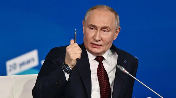 Президент Владимир Путин принял участие в работе дискуссионного клуба Валдай - 俄罗斯卫星通讯社