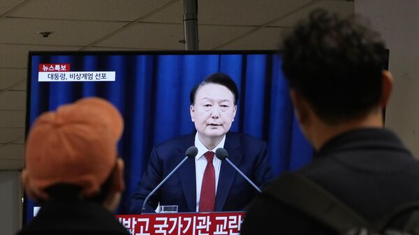 South Korean President Yoon Suk Yeol's televised briefing  - 俄罗斯卫星通讯社