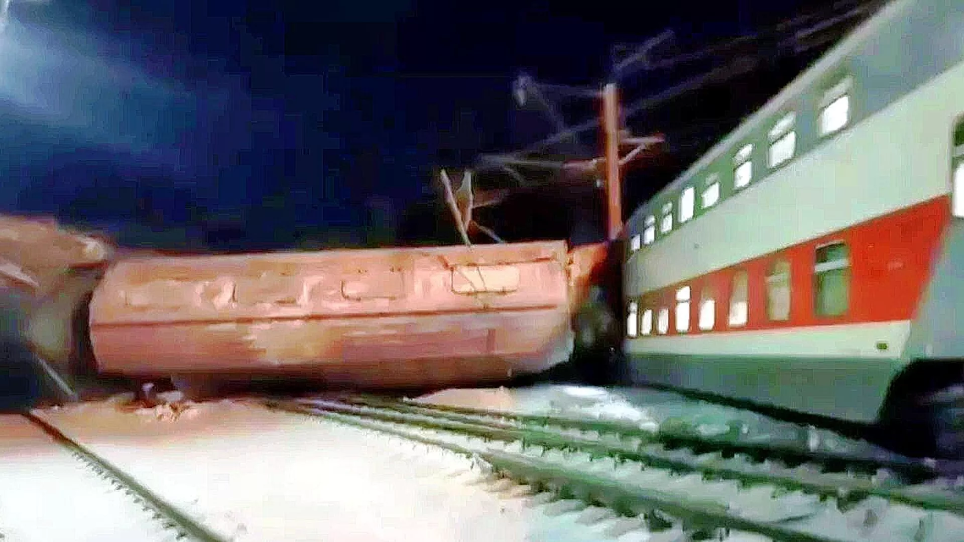 俄鐵:摩爾曼斯克州火車事故造成31人受傷 俄鐵:摩爾曼斯克州火車事故造成31人受傷 - 俄羅斯衛星通訊社, 1920, 19.12.2024