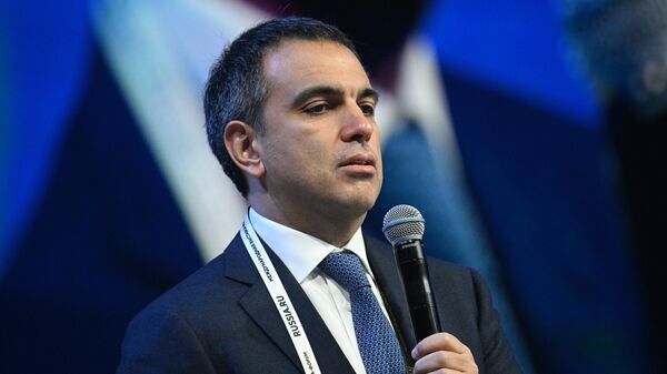 米哈伊爾·卡里薩洛夫 - 俄羅斯衛星通訊社