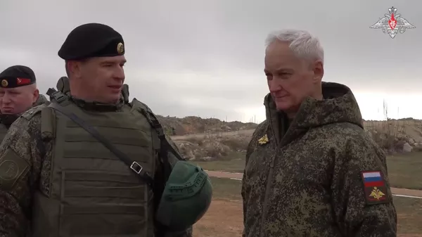 Белоусов проинспектировал подготовку морпехов Черноморского флота на полигоне ЮВО - МО РФ - 俄罗斯卫星通讯社