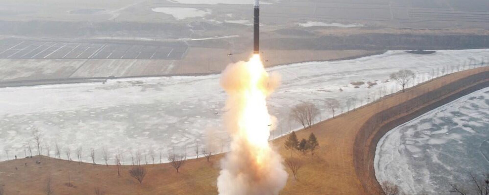 朝鮮進行新型高超音速中遠程彈道導彈試射 - 俄羅斯衛星通訊社, 1920, 08.05.2025