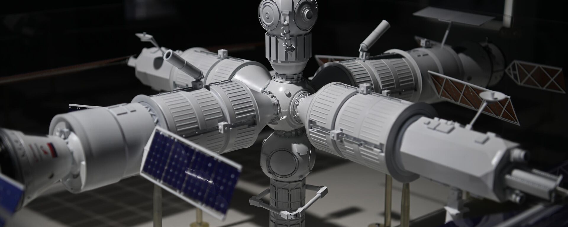 俄罗斯轨道站的模型 - 俄罗斯卫星通讯社, 1920, 29.01.2025