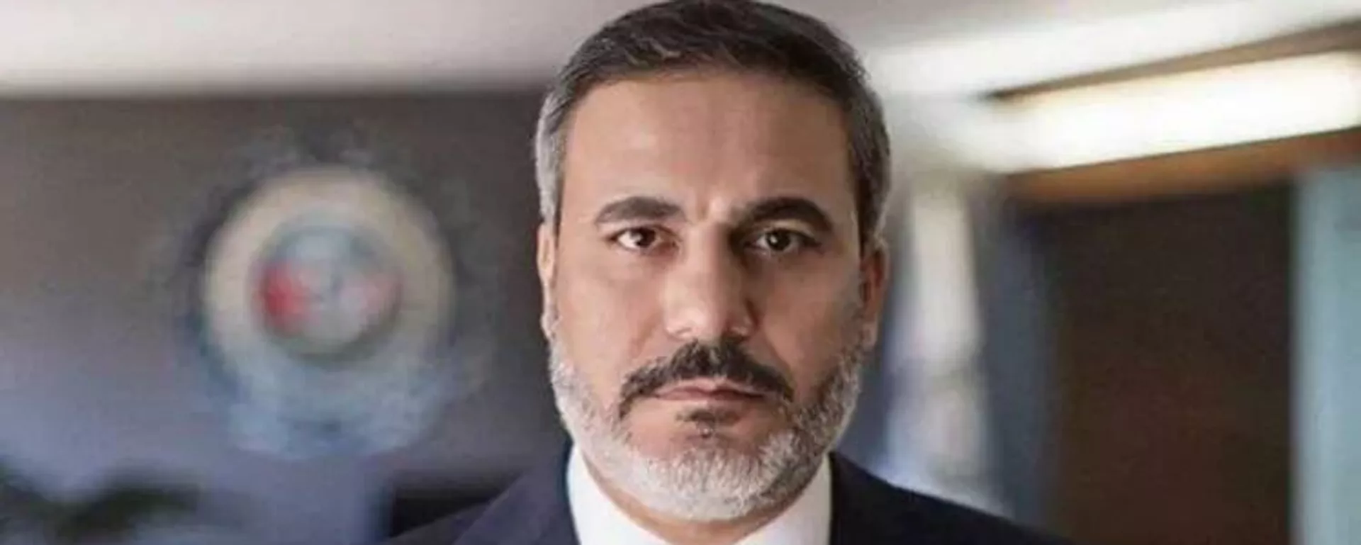 土耳其外交部长哈坎·费丹 - 世界报道, 1920, 17.04.2026