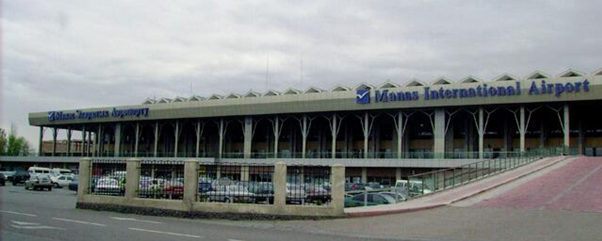 吉爾吉斯斯坦總統在比什凱克機場迎接普京 - 俄羅斯衛星通訊社, 1920, 25.11.2025