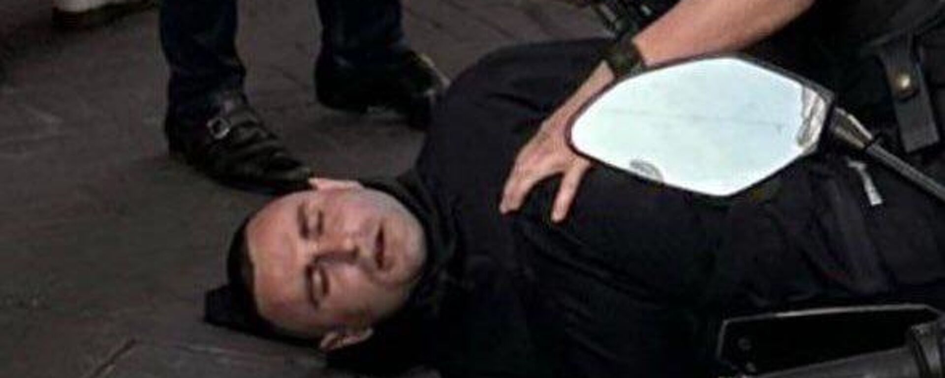荷兰警方：阿姆斯特丹市中心持刀伤人的男子是乌克兰人 - 俄罗斯卫星通讯社, 1920, 29.03.2025