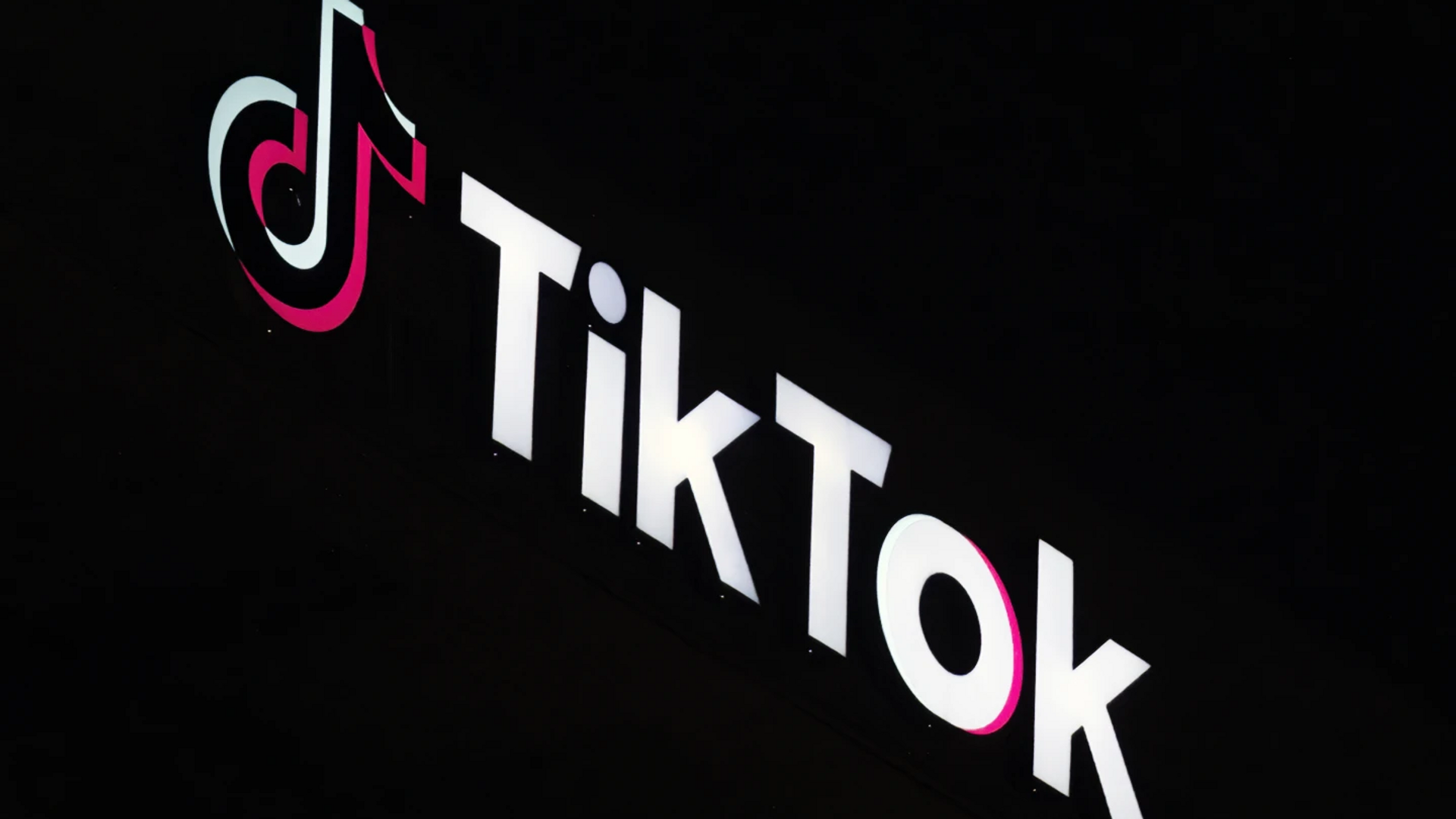 TikTok  - 俄罗斯卫星通讯社, 1920, 16.05.2025