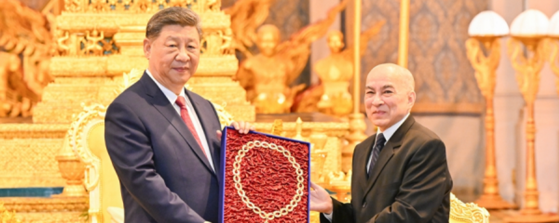 习近平会见柬埔寨国王西哈莫尼 - 俄罗斯卫星通讯社, 1920, 18.04.2025