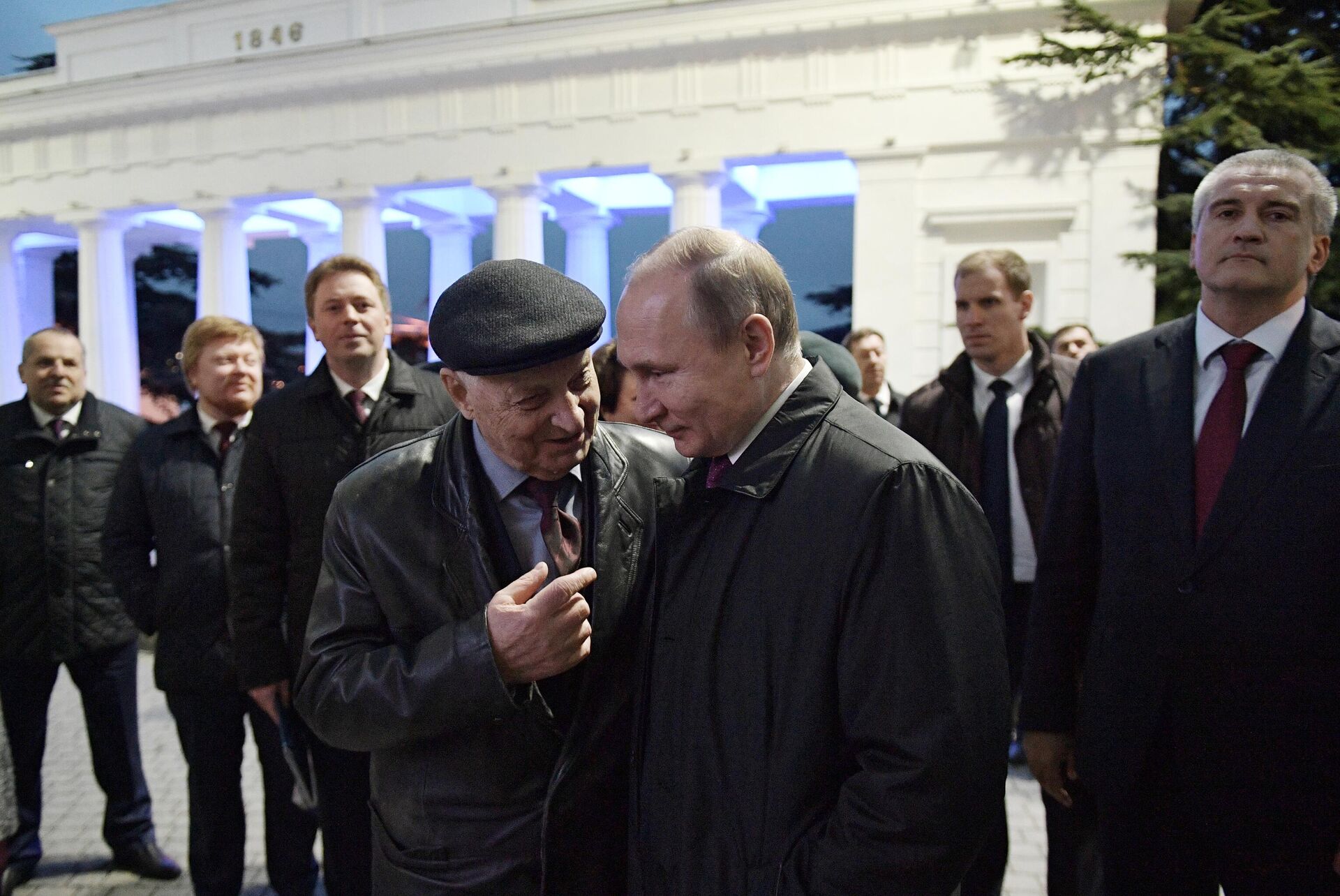 21 Рабочая поездка президента РФ В. Путина в ряд регионов Южного федерального округа - 俄罗斯卫星通讯社, 1920, 07.05.2025