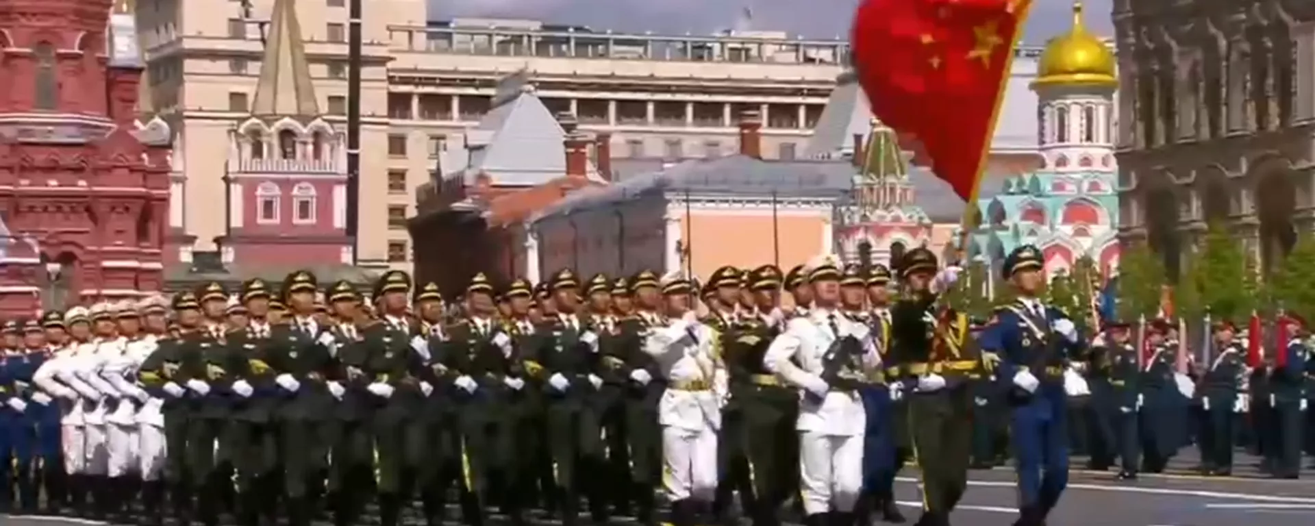 中國人民解放軍儀仗隊亮相勝利日閱兵式 - 俄羅斯衛星通訊社, 1920, 09.05.2025