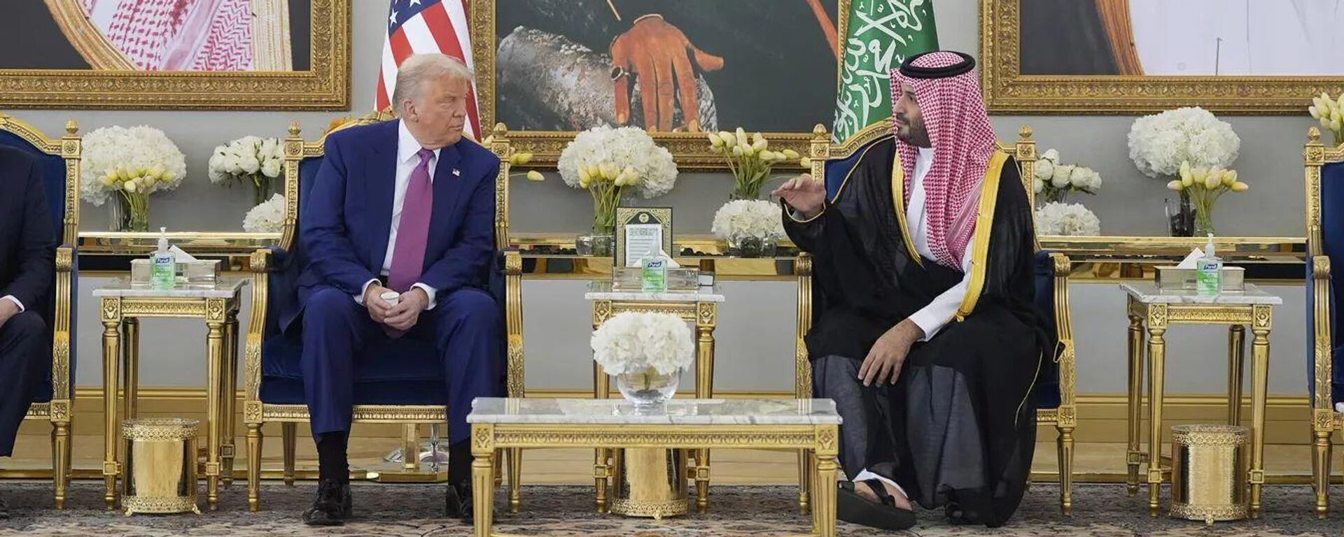 美國總統特朗普與沙特王儲穆罕默德·本·薩勒曼 - 俄羅斯衛星通訊社, 1920, 14.05.2025