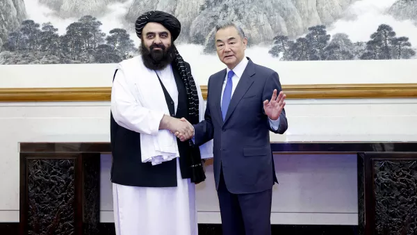 王毅會見阿富汗代理外長穆塔基 - 俄羅斯衛星通訊社