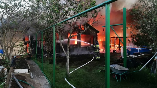 無人機在莫斯科州墜落引發火災 - 俄羅斯衛星通訊社