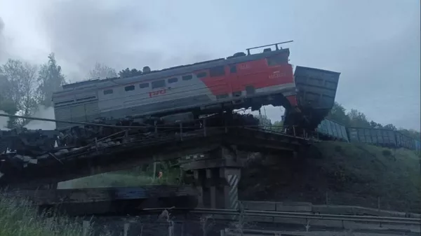 俄庫爾斯克州代理州長：一貨運機車在該州行駛時發生橋梁坍塌事故 - 俄羅斯衛星通訊社