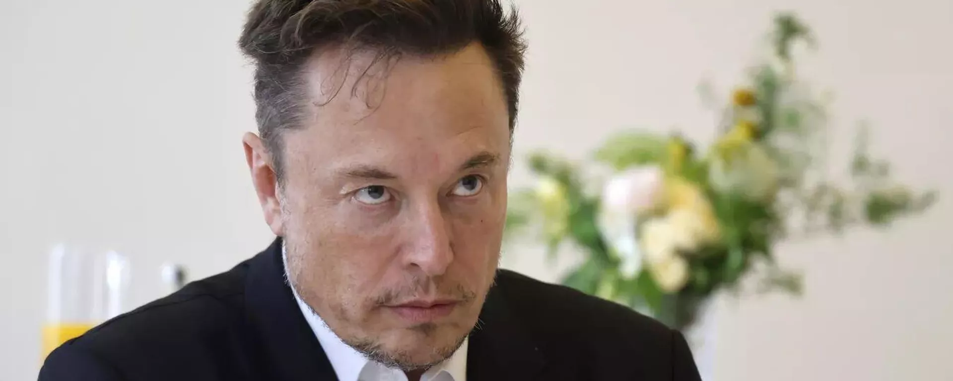 埃隆·马斯克 - 俄罗斯卫星通讯社, 1920, 06.02.2026