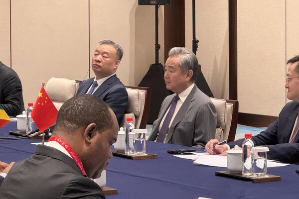 刚果共和国外交部长让-克洛德·加科索会见中国外交部长王毅 刚果共和国外交部长让-克洛德·加科索会见中国外交部长王毅 - 俄罗斯卫星通讯社