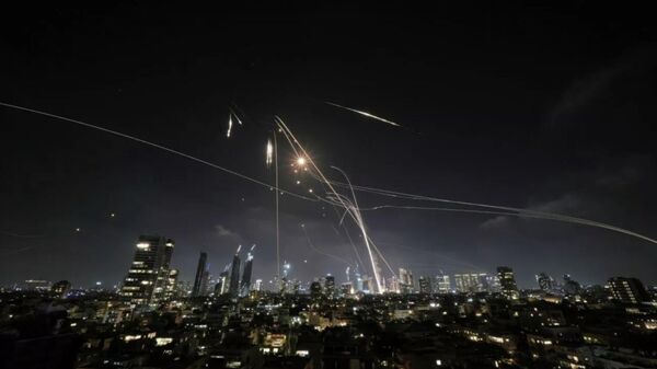 革命卫队司令：伊朗打击以色列超150个目标 - 俄罗斯卫星通讯社