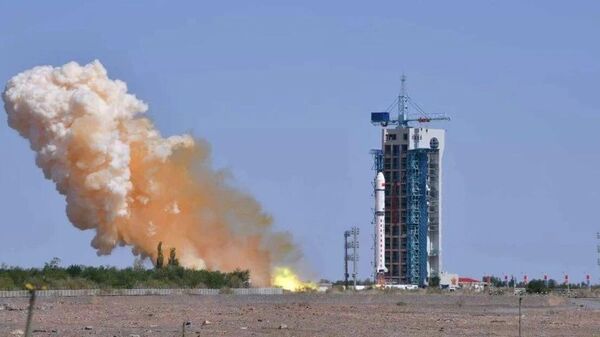 中國成功發射首顆地球物理場探測業務衛星“張衡一號”02星  - 俄羅斯衛星通訊社