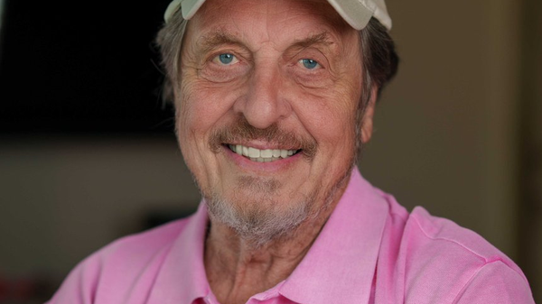 埃羅爾·馬斯克 - 俄羅斯衛星通訊社