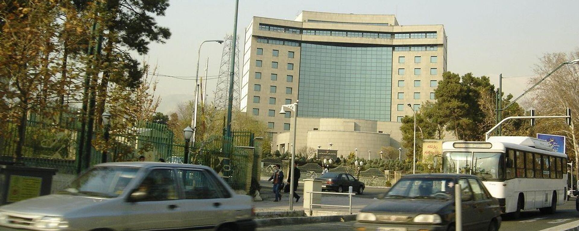  IRIB (Islamic Republic of Iran Broadcasting) 总部 - 俄罗斯卫星通讯社, 1920, 17.06.2025