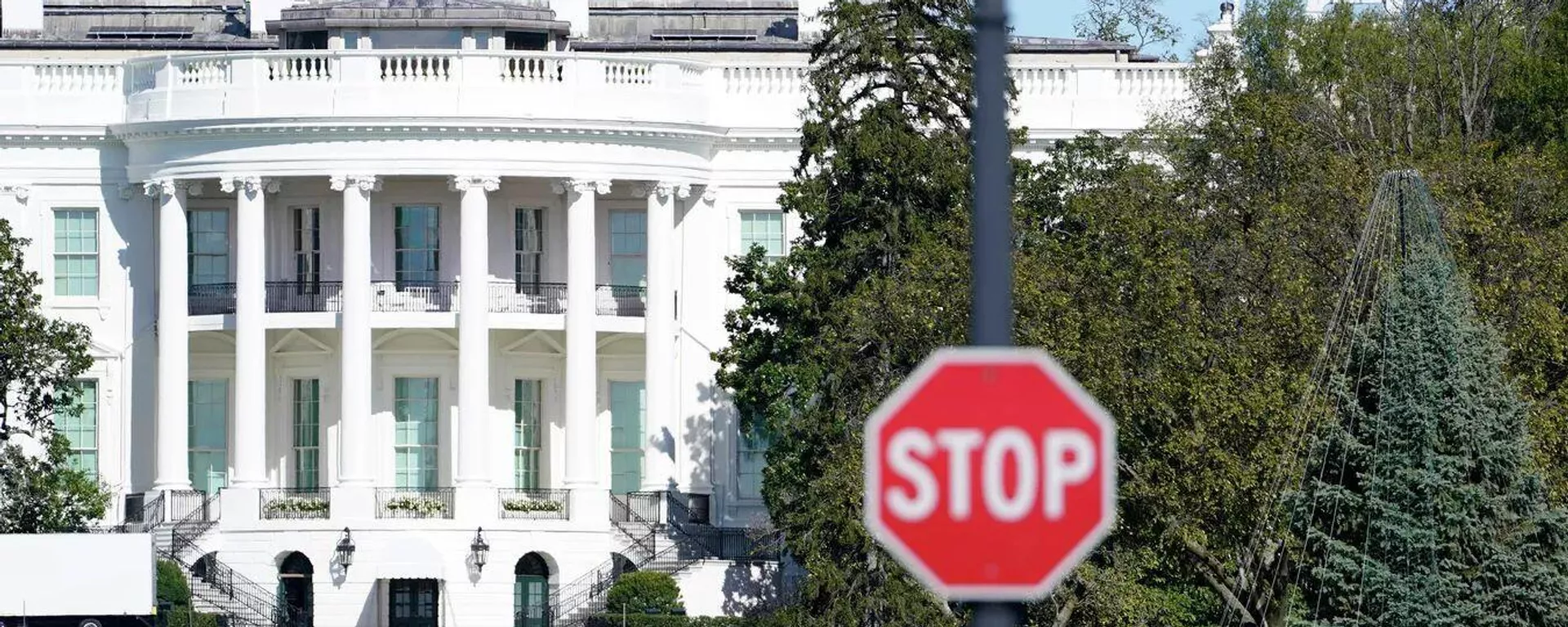 美國白宮 - 俄羅斯衛星通訊社, 1920, 08.07.2025