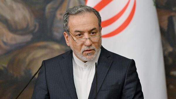 伊朗外交部长阿拉格齐 - 俄罗斯卫星通讯社