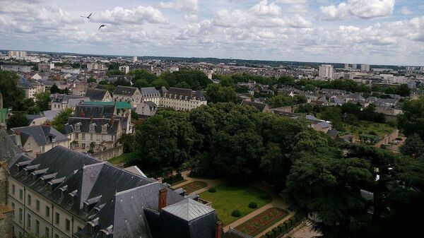 圖爾市 - 俄羅斯衛星通訊社