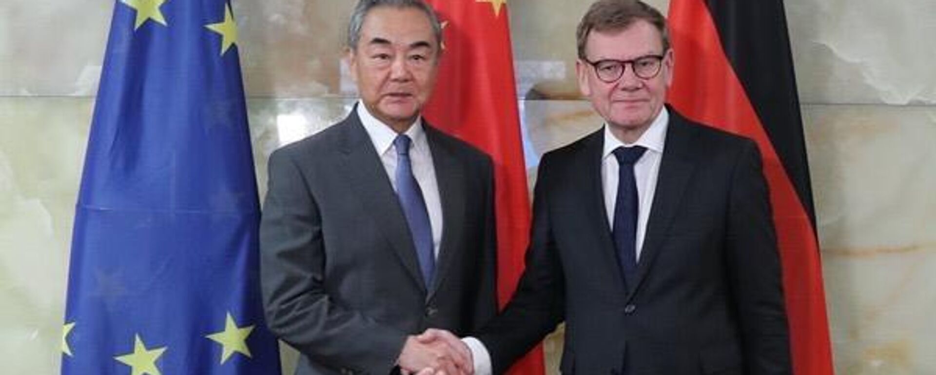 王毅：稀土不會成為中歐之間的問題 - 俄羅斯衛星通訊社, 1920, 04.07.2025