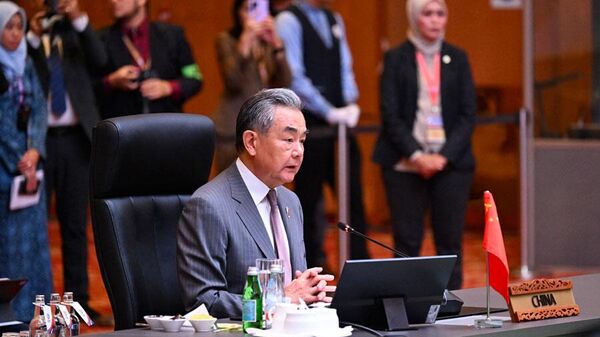 王毅：中方愿同俄方一道不断提升中俄战略协作水平 - 俄罗斯卫星通讯社