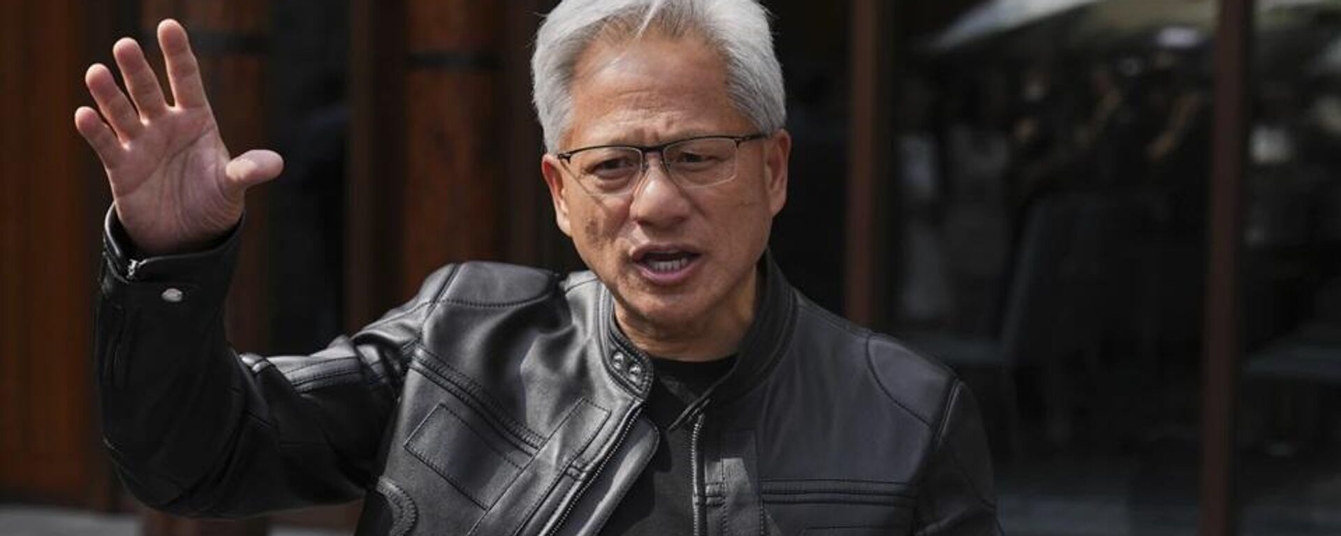 英偉達創始人兼首席執行官黃仁勳 - 俄羅斯衛星通訊社, 1920, 22.08.2025