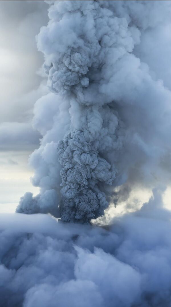 堪察加半島的克拉捨寧尼科夫火山8月3日發生600年來首次噴發 - 俄羅斯衛星通訊社