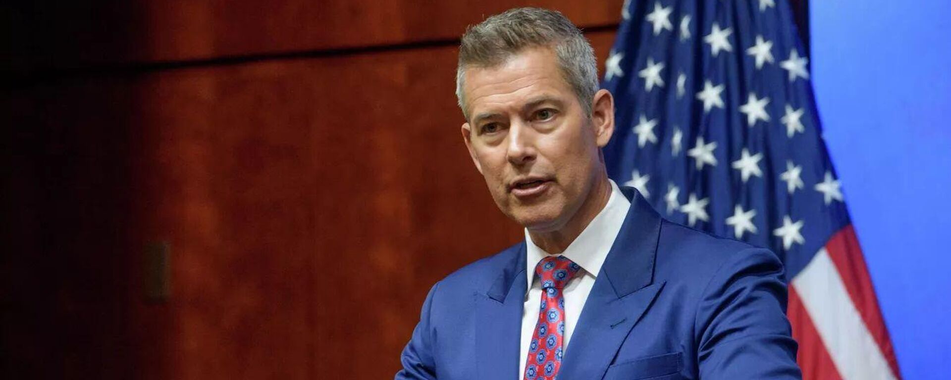 美国交通部长肖恩•达菲 - 俄罗斯卫星通讯社, 1920, 24.10.2025