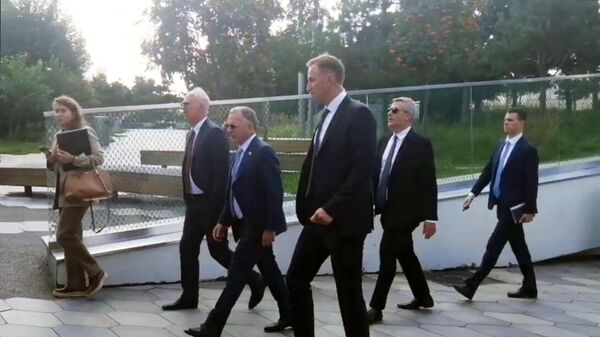 俄总统特别代表与美总统特使在莫斯科餐厅用餐 - 俄罗斯卫星通讯社