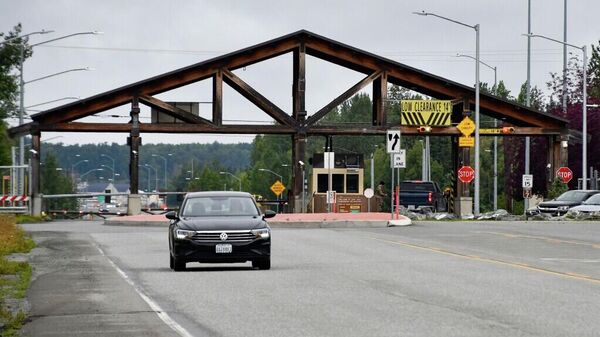 俄美元首阿拉斯加州峰會的美國代表團由16人組成 - 俄羅斯衛星通訊社