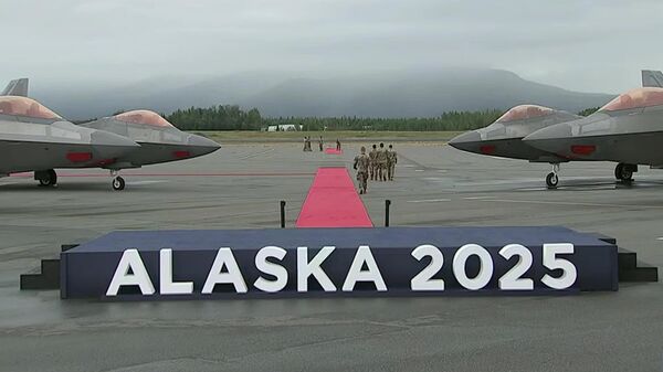 直播：普京总统抵达阿拉斯加 - 俄罗斯卫星通讯社