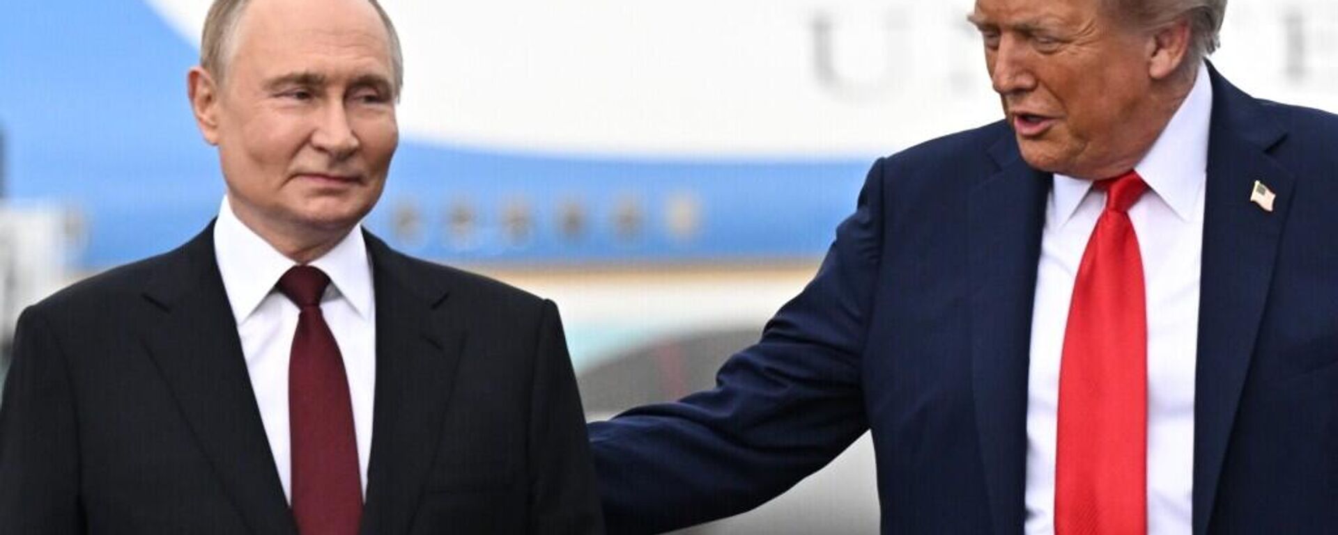 克宫：普京与特朗普一样不排除未来会举行俄美峰会 - 俄罗斯卫星通讯社, 1920, 24.10.2025