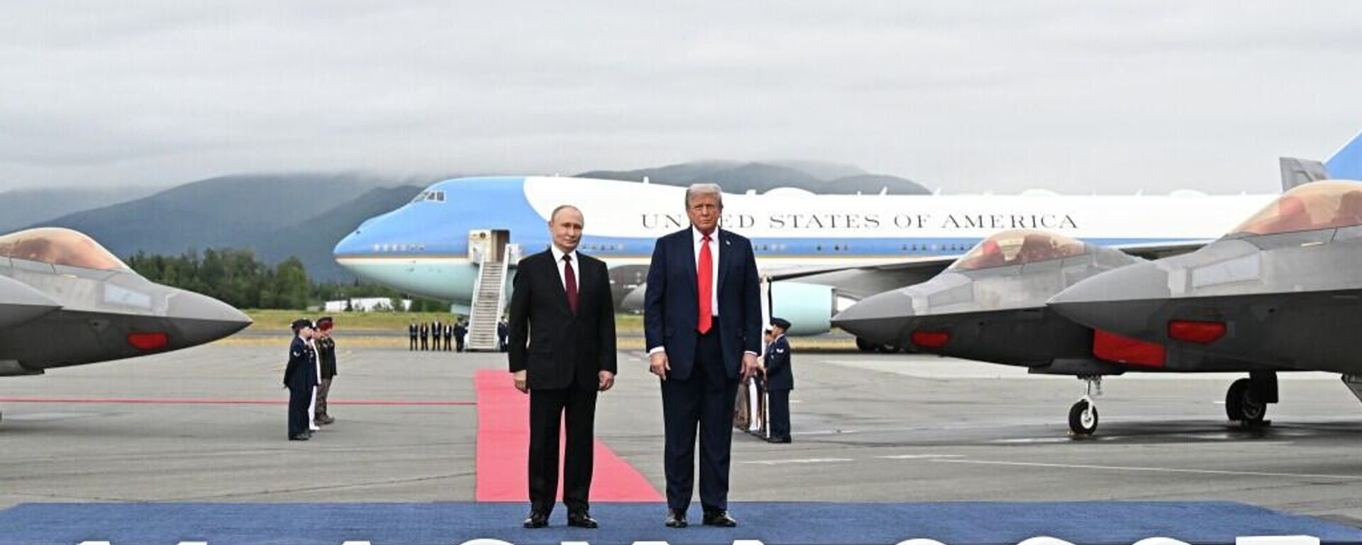 專家：阿拉斯加會晤後美俄對話進展或將推動針對性解除制裁 - 俄羅斯衛星通訊社, 1920, 17.08.2025