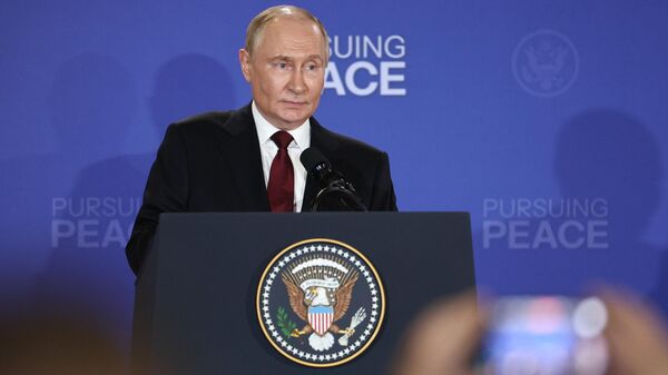 专家：普京在阿拉斯加展现出致力于和平的政治家形象 - 俄罗斯卫星通讯社