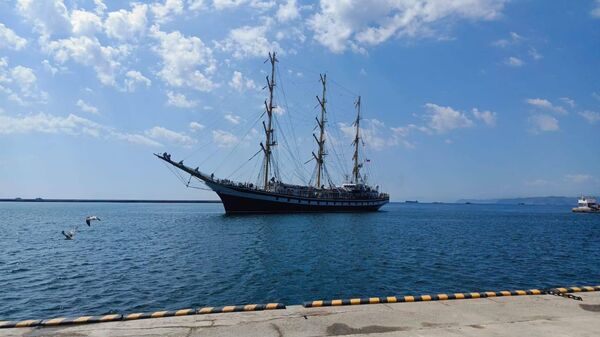 為紀念歷史性週年紀念日俄“帕拉達”號帆船護衛艦停靠朝鮮 - 俄羅斯衛星通訊社