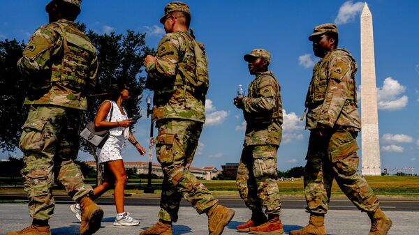 华盛顿街头的国民警卫队 - 俄罗斯卫星通讯社