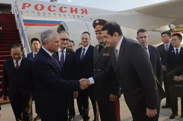 沃洛金8月25日抵达中国 - 俄罗斯卫星通讯社