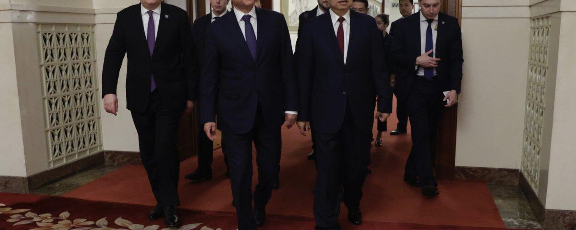 Вячеслав Володин и Чжао Лэцзи обсудили актуальные направления межпарламентского сотрудничества России и Китая - 俄羅斯衛星通訊社, 1920, 26.08.2025