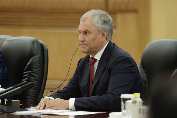 中国国家主席习近平在北京会见俄罗斯国家杜马主席沃洛金 中国国家主席习近平在北京会见俄罗斯国家杜马主席沃洛金 - 俄罗斯卫星通讯社