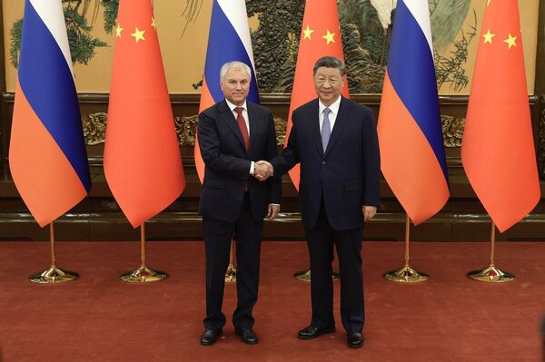 中国国家主席习近平在北京会见俄罗斯国家杜马主席沃洛金 中国国家主席习近平在北京会见俄罗斯国家杜马主席沃洛金 - 俄罗斯卫星通讯社