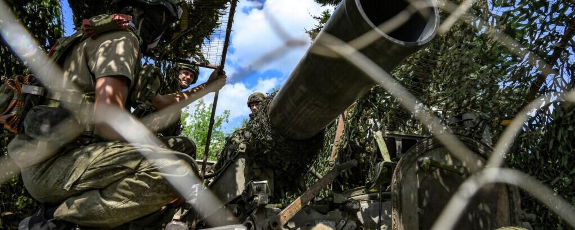 地下組織：打擊蘇梅摧毀約100架烏軍無人機 - 俄羅斯衛星通訊社, 1920, 13.10.2025
