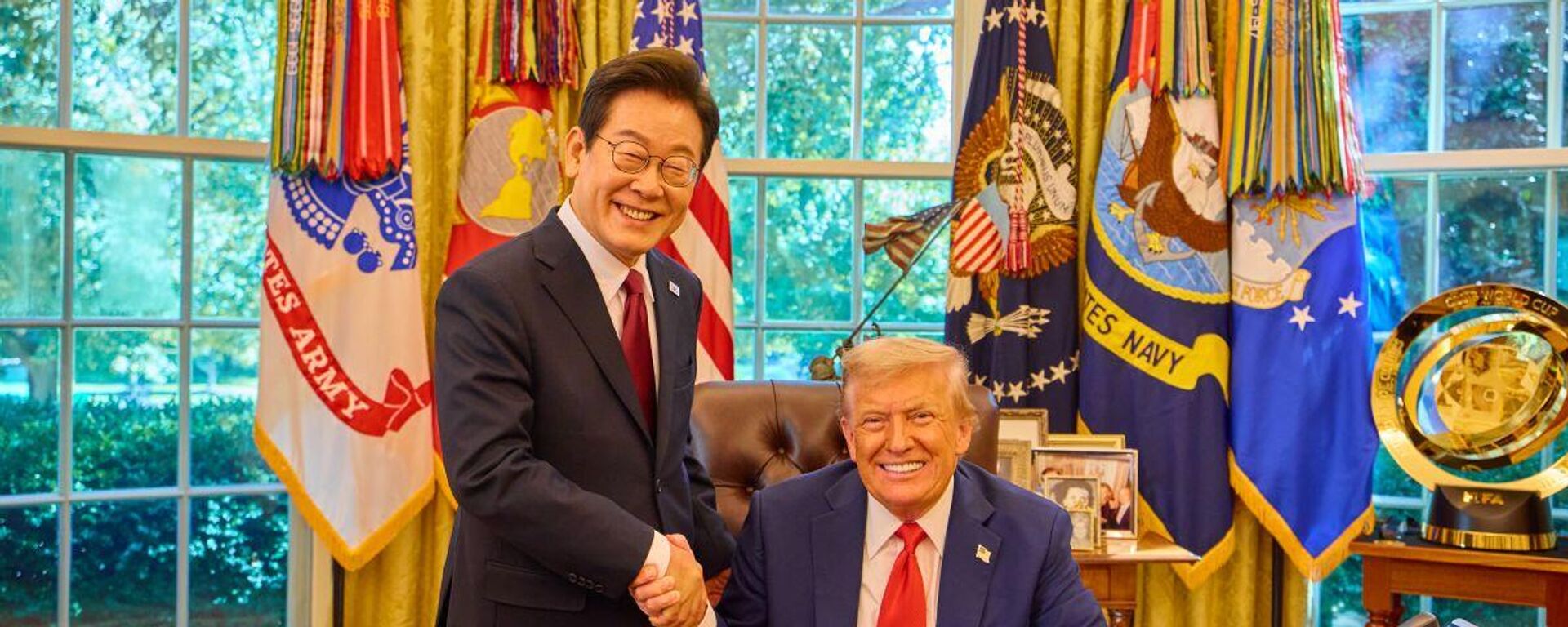 特朗普：美韩已达成贸易协议 - 俄罗斯卫星通讯社, 1920, 29.10.2025